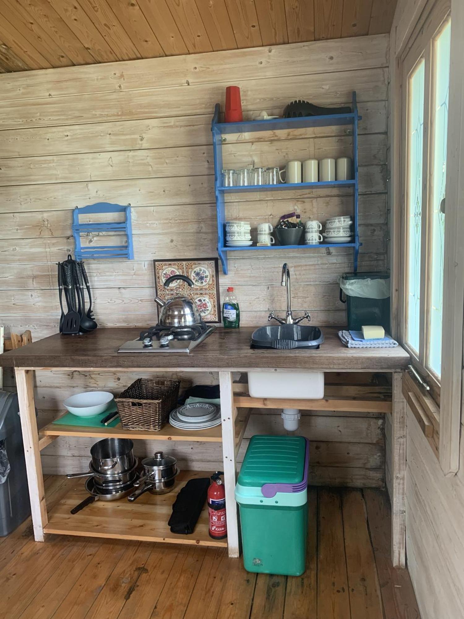 Ceridwen Glamping, Double Decker Bus And Yurts Hotel Llandysul Exterior photo