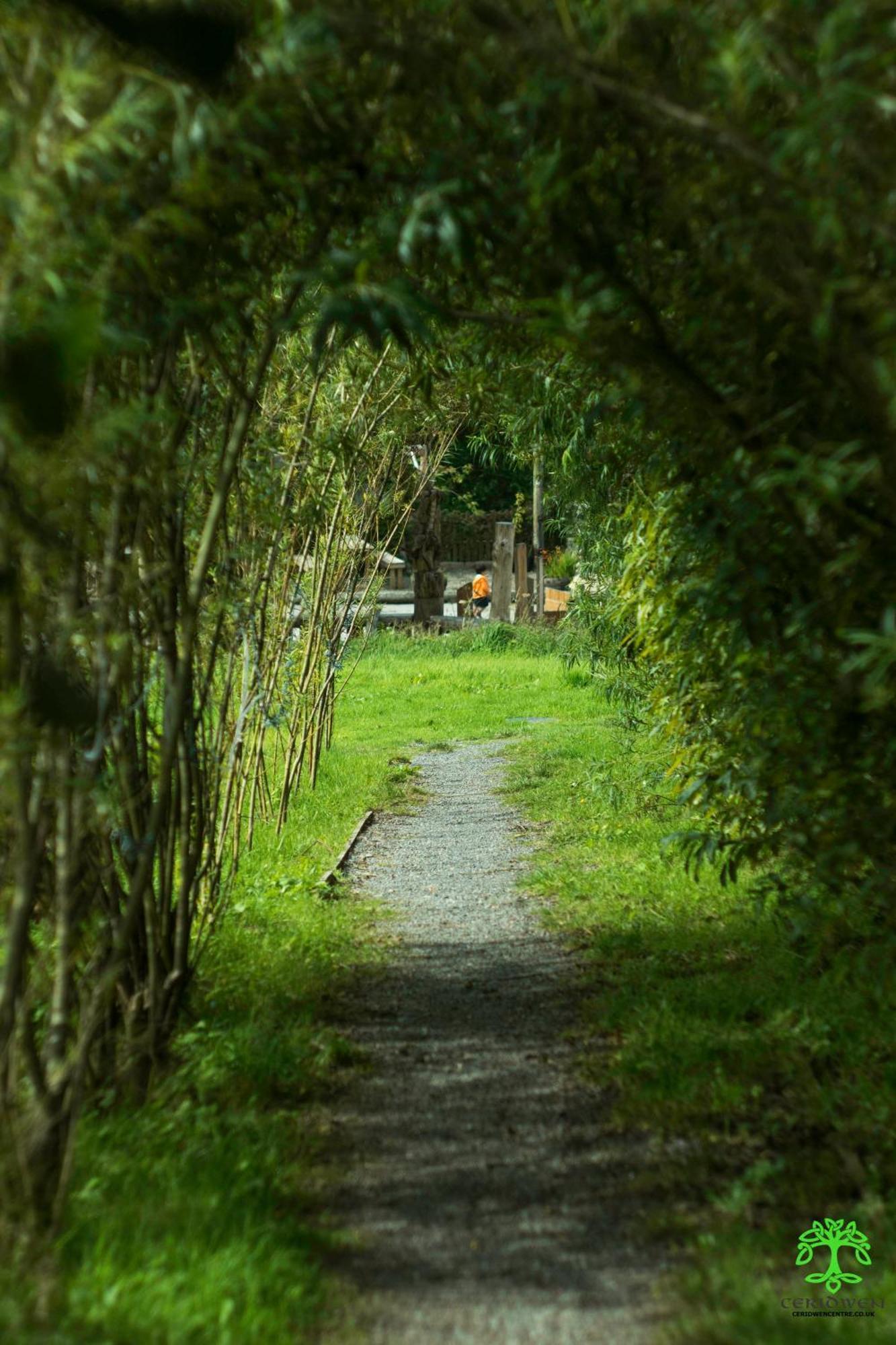 Ceridwen Glamping, Double Decker Bus And Yurts Hotel Llandysul Exterior photo